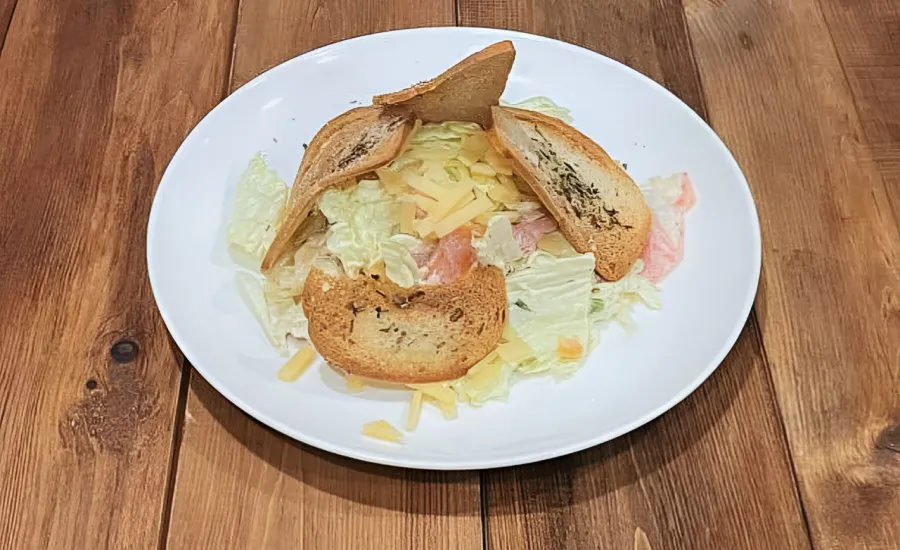Цезарь с курицей